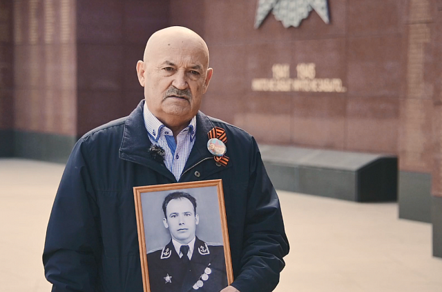 Глава Мазановского округа поделился в эфире АОТВ воспоминаниями о своём отце, который добровольцем ушёл на фронт