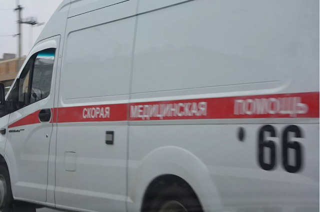 В Благовещенске 3 пассажира пострадали из-за выезда авто на встречную полосу