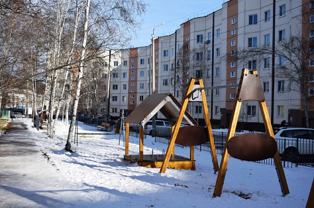 Прогулочные зоны, тренажёры и детская площадка: жители Тынды получили новую общественную зону