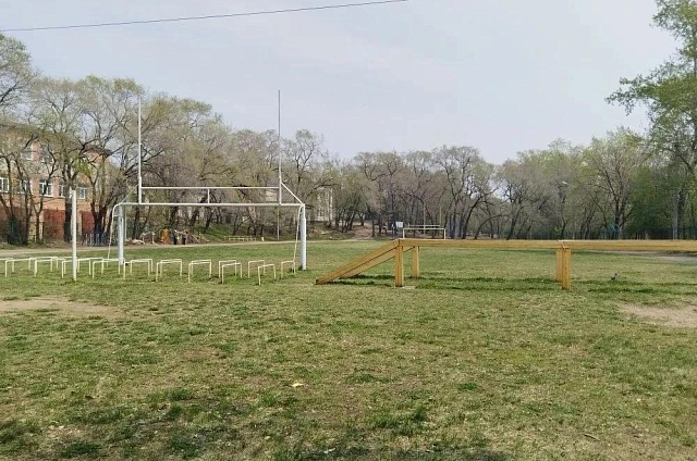 На стадионе ДальГАУ в Благовещенске появится футбольное поле и трибуны