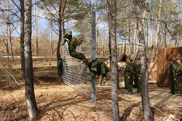 «Патриотизм – это не лозунг, это действие»: Юрий Трутнев рассказал о тесной связи тыла и передовой