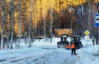 Операция «Чистый город»: в Тынде продолжают уборку снега с улиц  