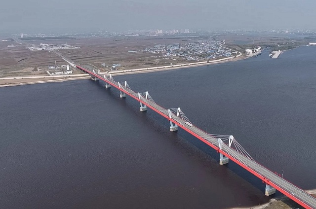 За первый квартал 2026 года международный мост через Амур удвоил грузовой трафик