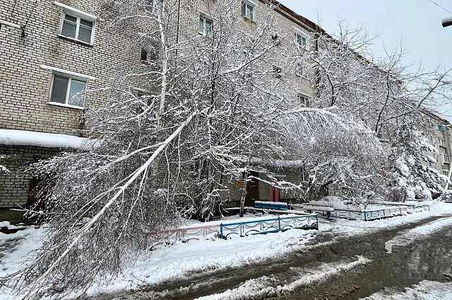 В Магдагачинском районе устраняют последствия циклона