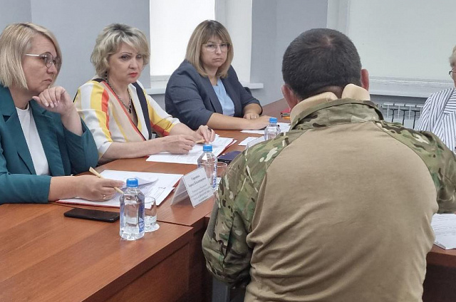 Во время единого дня решения медицинских проблем помощь получили 20 амурских участников СВО