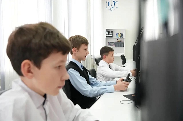 Юные пилоты дронов из четырёх школ Тынды сразились на «ТехноСтарте»