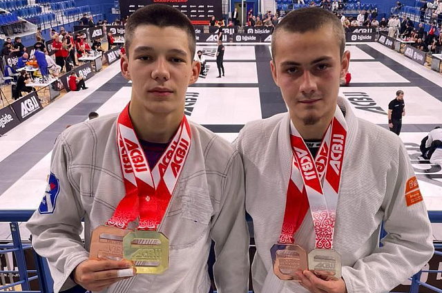 Амурские спортсмены привезли пять медалей с открытого чемпионата России по джиу-джитсу