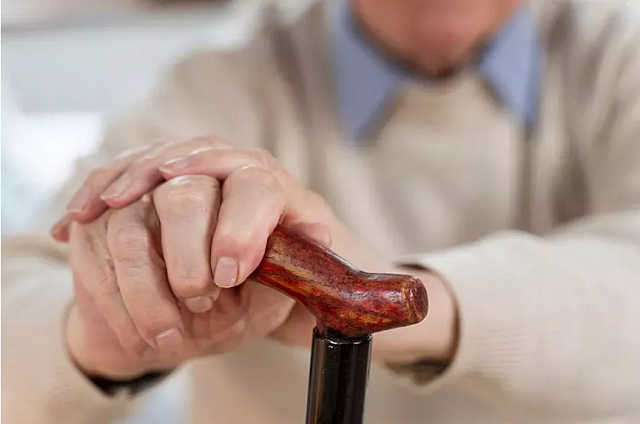 Более миллиона рублей сохранили для двух благовещенцев менеджеры салонов связи