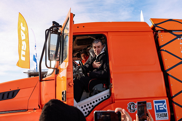 Василий Орлов о поездке за рулём раллийного автомобиля: «Испытал невероятные эмоции»