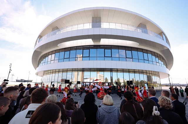 Чайная церемония, живопись и самбо: Дом российско-китайской дружбы подвёл первые итоги работы
