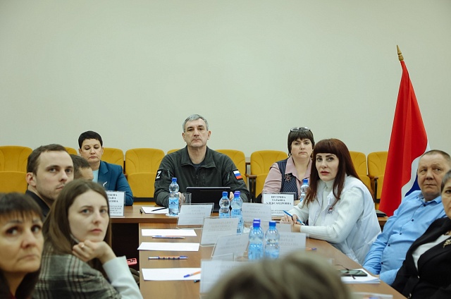 Василий Орлов обсудил с бойцами СВО новые меры поддержки в Приамурье во время поездки в Архаринский округ 