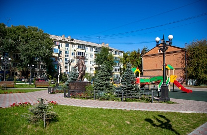 С 15 апреля в областном центре начнут обрабатывать общественные территории от клещей