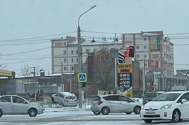 Благовещенец заплатит 13 тысяч рублей за наезд на пешеходное ограждение
