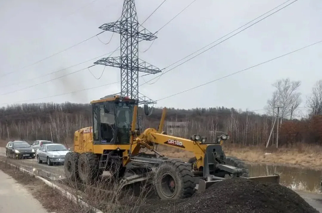 В Благовещенске к Радонице отремонтируют дороги и запустят специальные автобусы к кладбищам