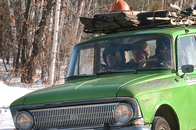 На «Москвиче» по России: туристы проехали 40 тысяч километров на машине советского производства 