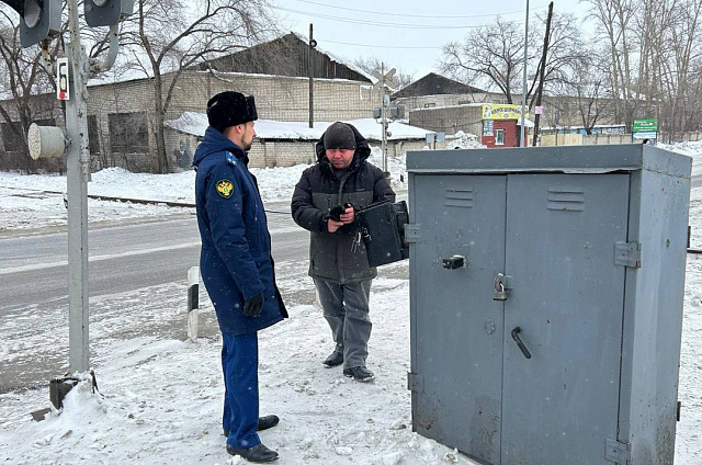 В Благовещенске устранили нарушения на железнодорожном переезде