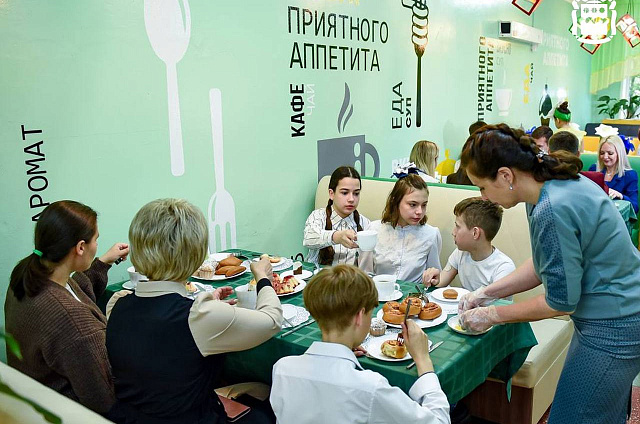 Столовые 29 амурских школ трансформируют в кафе в 2025 году