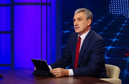 Василий Орлов рассказал об увеличении автобусных рейсов в Хэйхэ