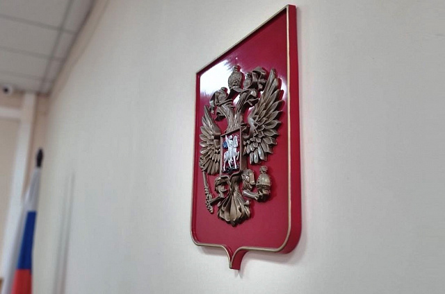 Шрамы украшают мужчину: житель Благовещенска простил обидчицу за удар осколком по лицу