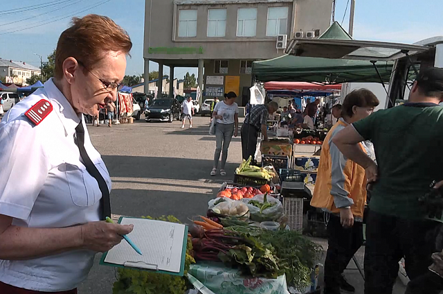 Роспотребнадзор в Благовещенске проверил очередную партию овощей на нитраты и пестициды