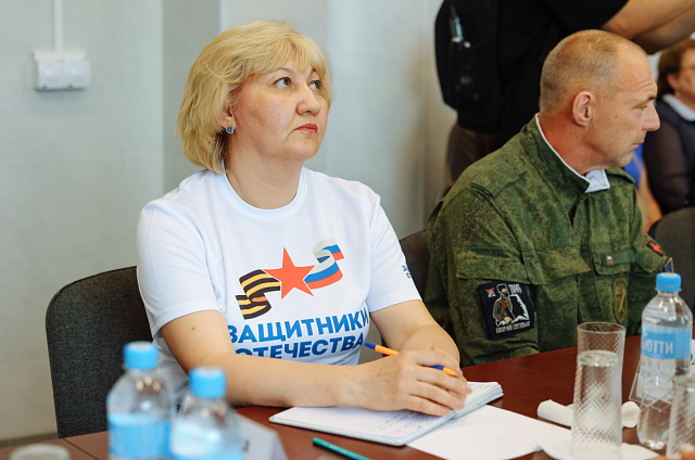 Губернатор Приамурья встретился с ветеранами СВО в Сковородино