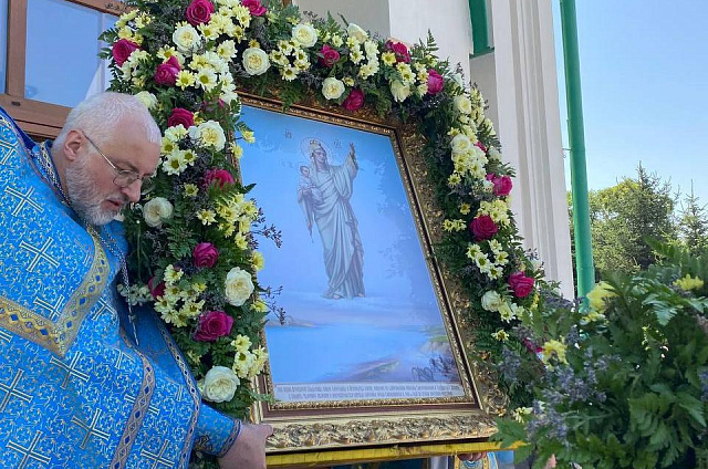 В Благовещенске в связи с крестным ходом временно ограничат движение транспорта