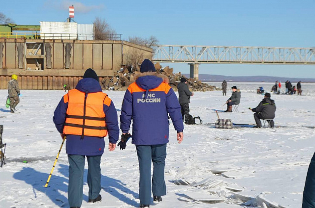 Более 50 рейдов провели благовещенские специалисты в рамках акции «Безопасный лёд»