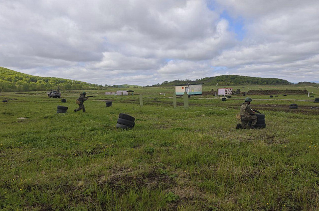 Занятия по начальной военной подготовке проходят призывники