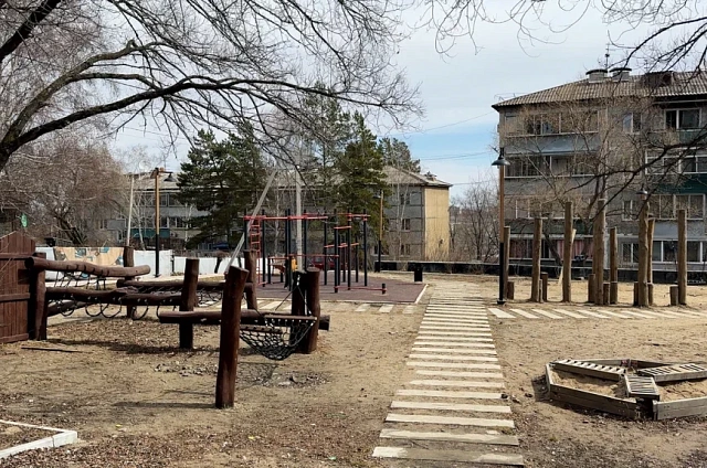 В селе Плодопитомник прошёл первый большой субботник после зимы