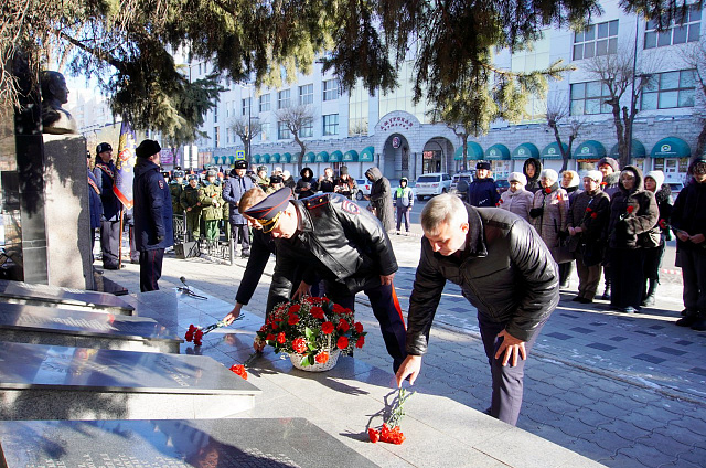 Память сотрудников полиции, погибших выполнении служебного долга, почти в Благовещенске