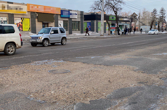 Мэр Благовещенска распорядился привести перекопы в порядок