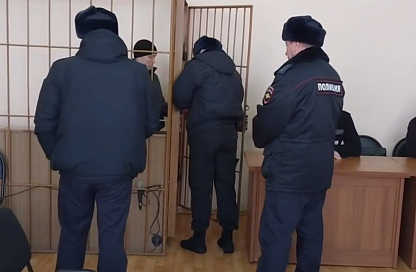 В Зее вынесли приговор инспектору, бравшему взятки машинами и боеприпасами