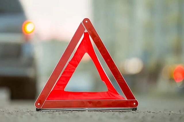 В Благовещенске водитель не справился с управлением и вылетел на встречную полосу