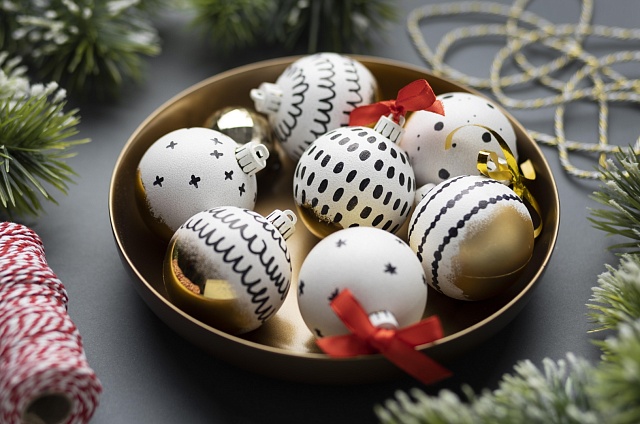 Амурские журналисты узнали, что помогает землякам создавать новогоднее настроение