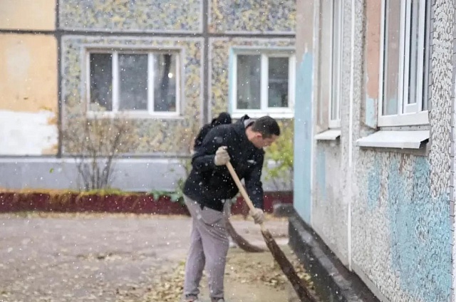 Почти девять тысяч благовещенцев вышли на осенние субботники 