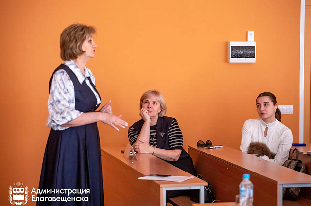 В Благовещенске почти 100 выпускников БГПУ трудоустроят в школы, сады и учреждения допобразования