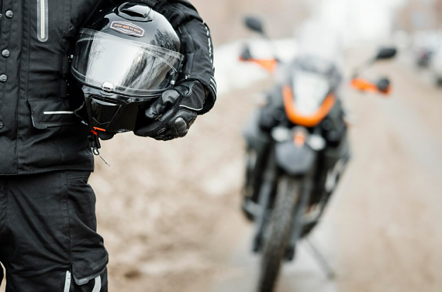 В Благовещенске 16-летний мотоциклист без прав пытался скрыться от полиции и получил 7 протоколов