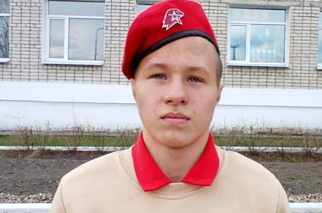 «Я – юнармеец!»: юный сковородинец потушил возгорание возле местной метеостанции