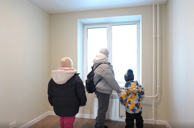 Пространство для счастья: благовещенская многодетная семья получит новую квартиру в «арендном» доме
