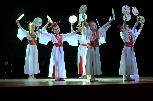 В Благовещенске прошёл Второй Дальневосточный фестиваль исполнителей классического танца «Хрустальная туфелька на лепестках лотоса»
