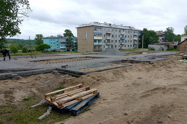 В Новорайчихинске до конца сентября благоустроят сквер «Светлый»