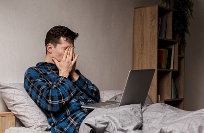 Эксперты назвали причины плохого сна в праздничные дни