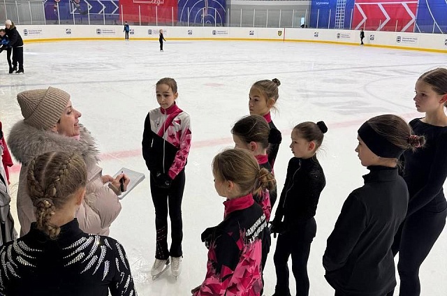 Чемпионка мира по фигурному катанию проводит мастер-классы в Благовещенске