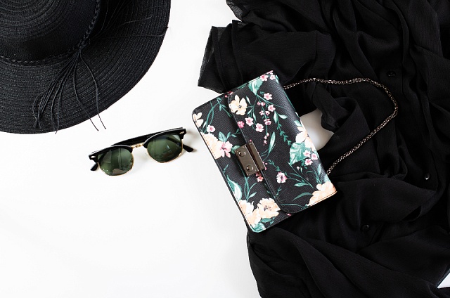 Цвет, тип и образ: спрос на стилистов в России за год вырос на треть