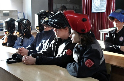 Профориентационные пробы для девятиклассников Свободного стартовали в Амурском техническом колледже