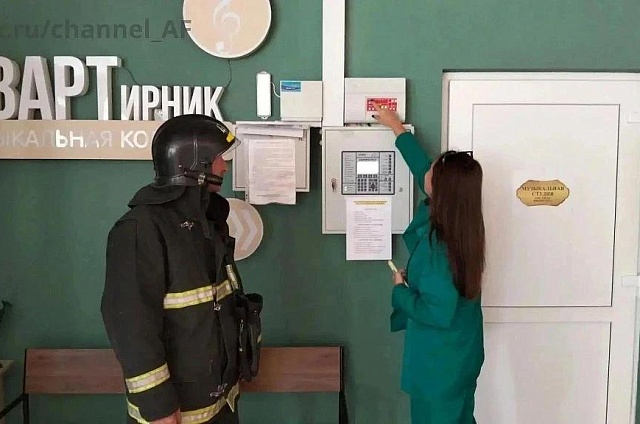 Пожарные Приамурья проверяют готовность избирательных участков к действиям при ЧС