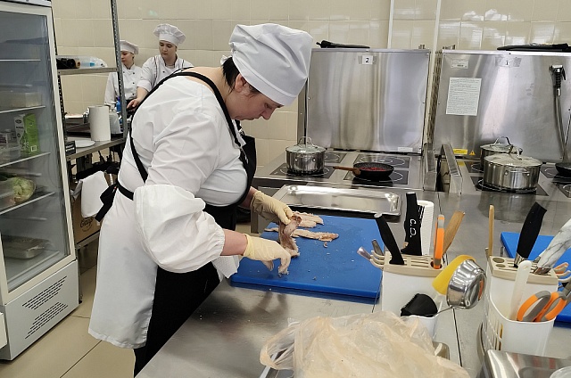 С апреля выросли нормы питания в школах Приамурья: юг и север получили прибавку