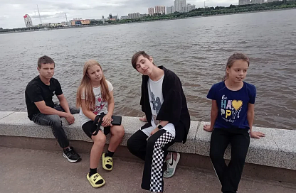 «Я принял решение забрать их»: в этом году 40 детей-сирот в Амурской области обрели новые семьи