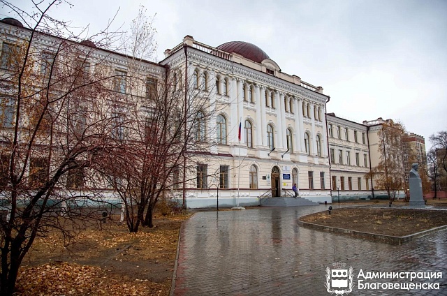 В школах Благовещенска проходят проверки на соответствие стандартам