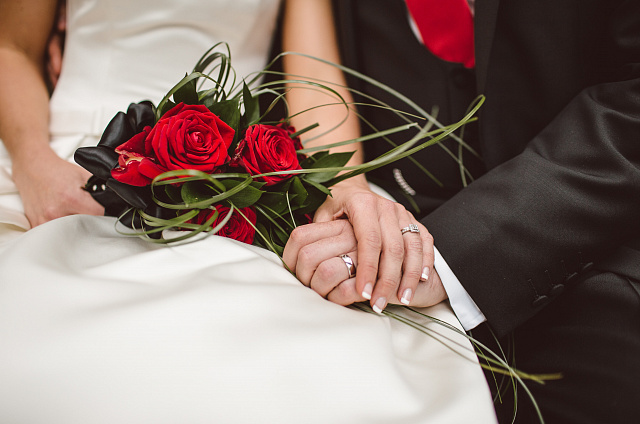 Более 50 пар поженятся в День города в Благовещенске